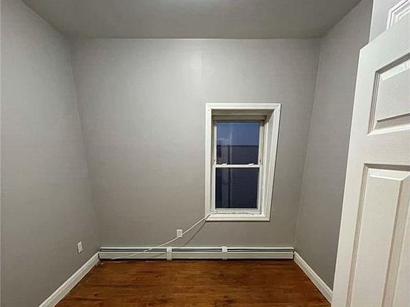 5th image of 30 Fallon Ave