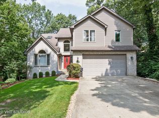 3154 Everglade Ave, Woodridge, IL 60517