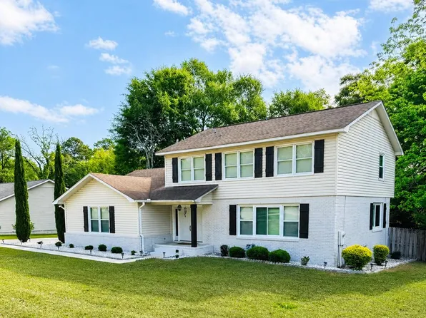 1104 Appian Way, Dothan, AL 36303
