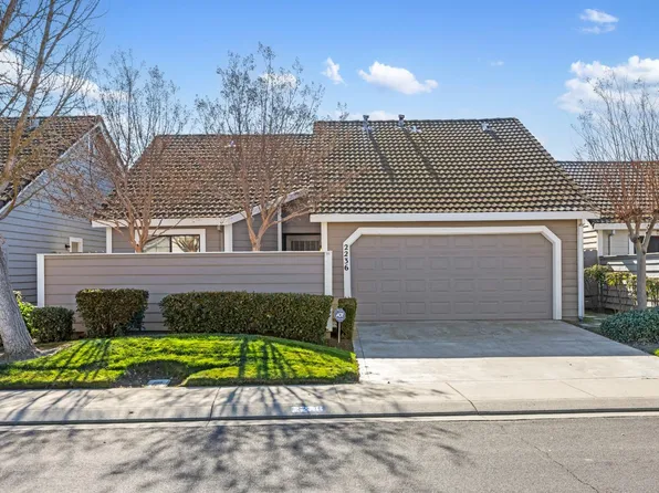 2236 Chelmsford Dr, Modesto, CA 95356
