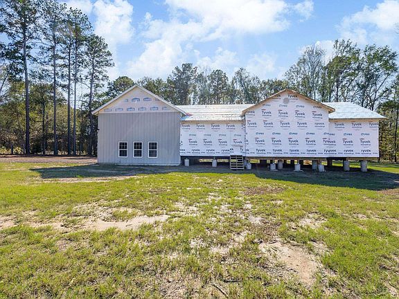 3rd image of 995 Old Coffeeville Rd