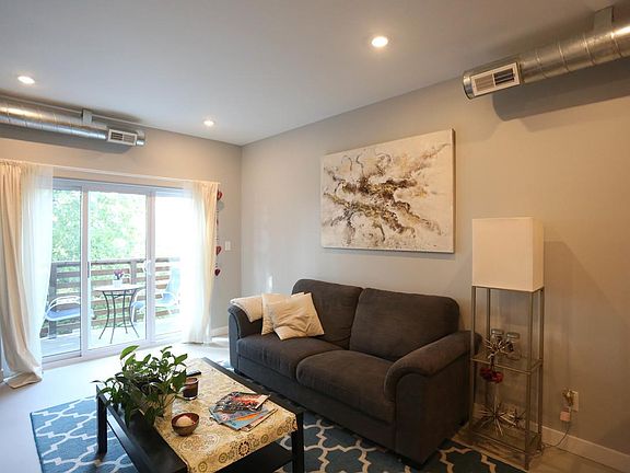 3rd image of 4321 Manchester Ave APT 204