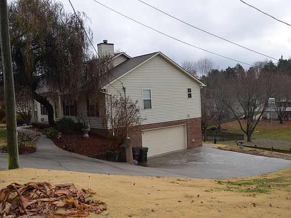 5th image of 4421 Bucknell Dr