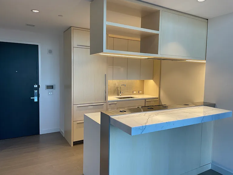 252 South St #30F — Photo 3