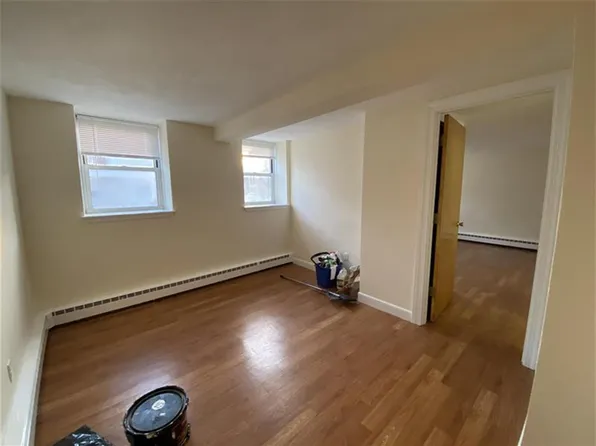 180 N Beacon St, Brighton, MA