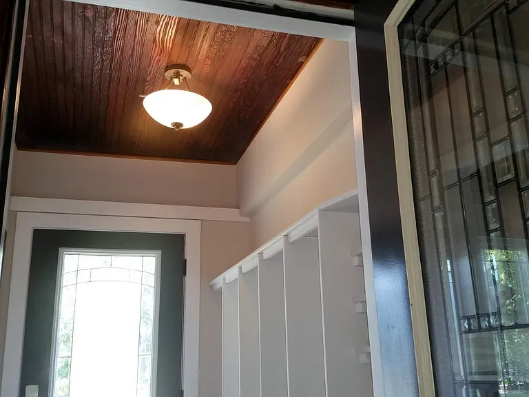 936 Drake St — Photo 15
