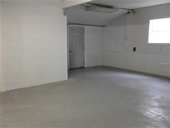 2nd image of 1505 N Garfield Ave