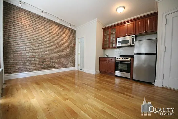 Rented by (Legacy) NY Quality Living Uptown | media 15