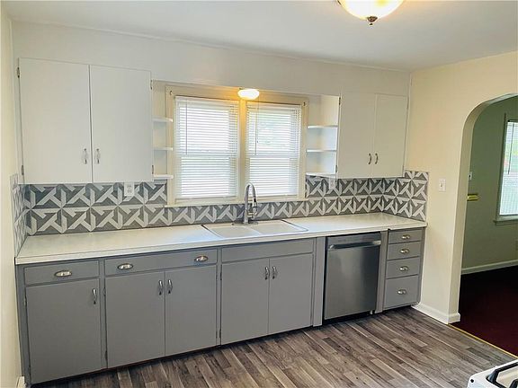 5th image of 1201 Spruce St