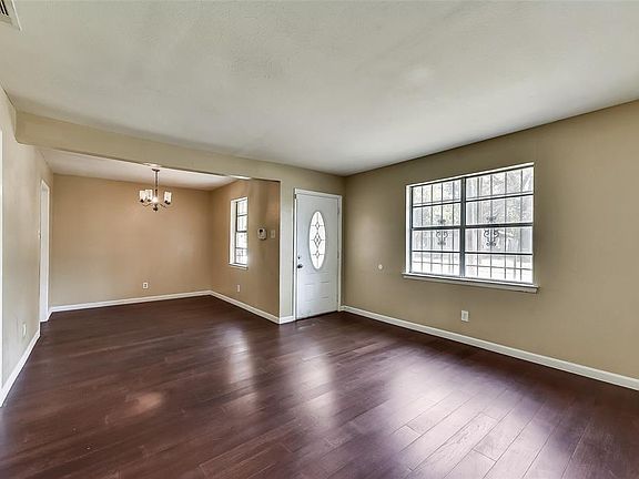 4th image of 3525 Cauthorn Dr