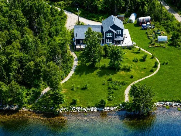 242 Rodney Dr, Inverness, NS B0E 2Y0