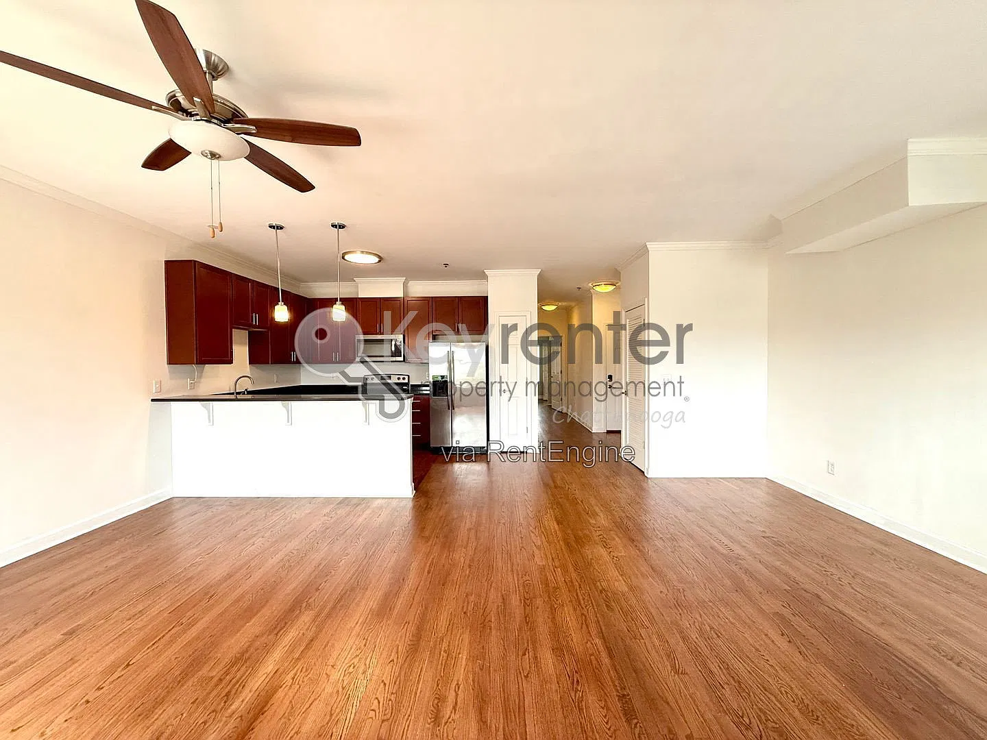 3 bed, 2.0 bath, 1900 sqft, $3,000 — Photo 4