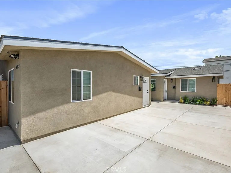 10972 McKinley Ave #1/2 — Photo 2