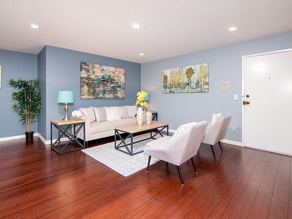 2nd image of 1458 Hudson St APT 102