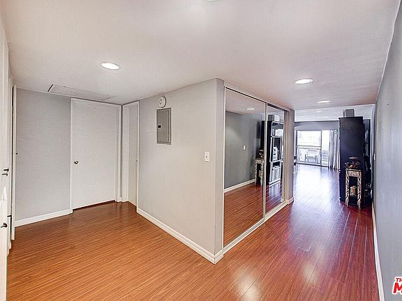 2nd image of 4445 Cartwright Ave #351