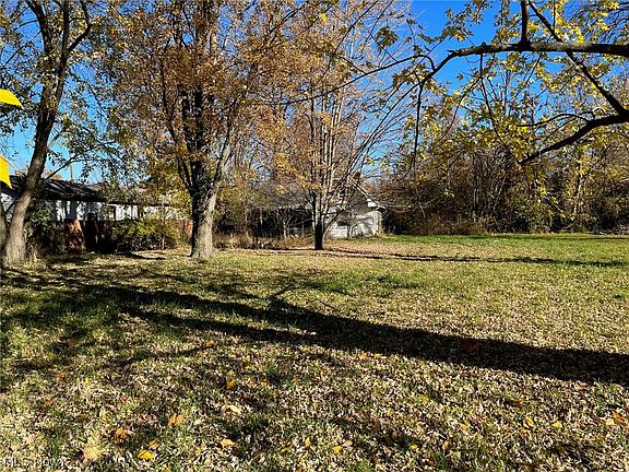 3rd image of 1605 New Hampshire Ave