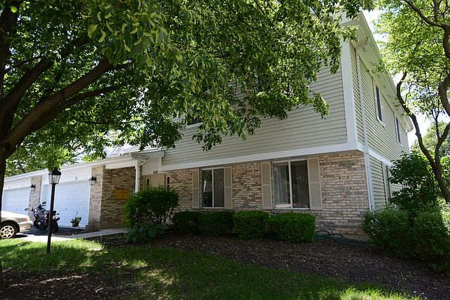 1st image of 420 Sandpiper Ct APT A