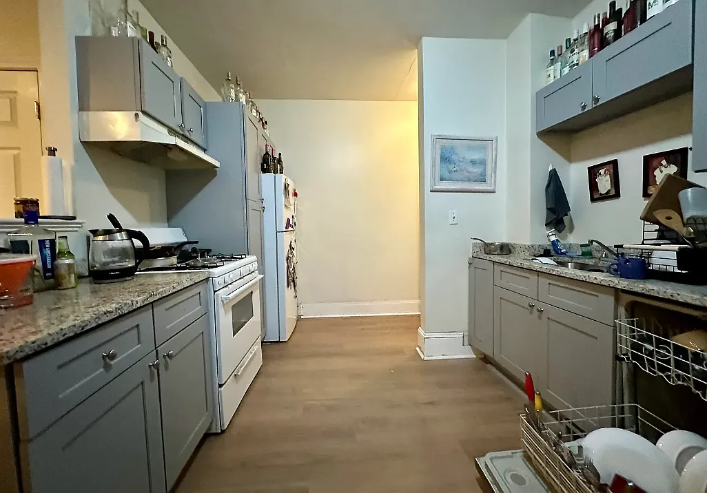 4 bed, $4,250 — Photo 4