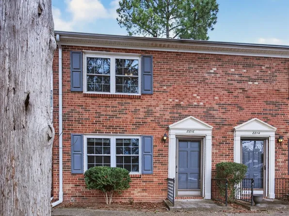 8816 Hunter Ridge Dr, Charlotte, NC 28226