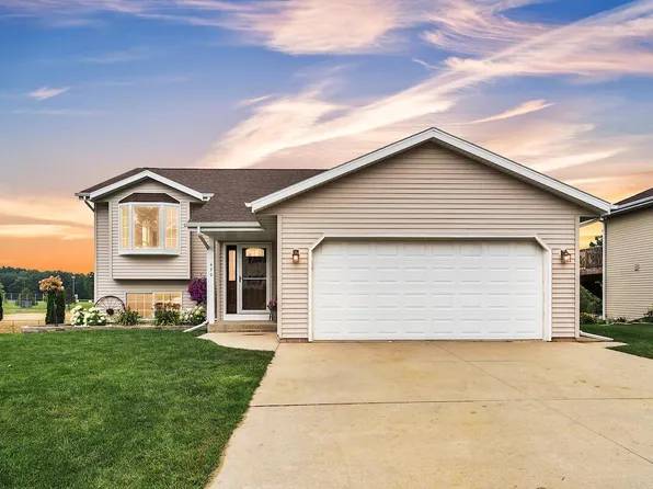 470 Jefferson DRIVE, Kewaskum, WI 53040