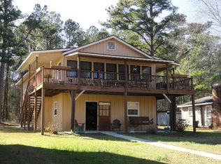 1299 Clubhouse Rd, Summerton, SC 29148