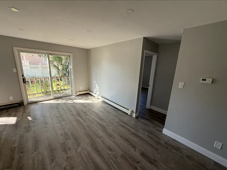 33 Granada Pkwy #2 — Photo 5