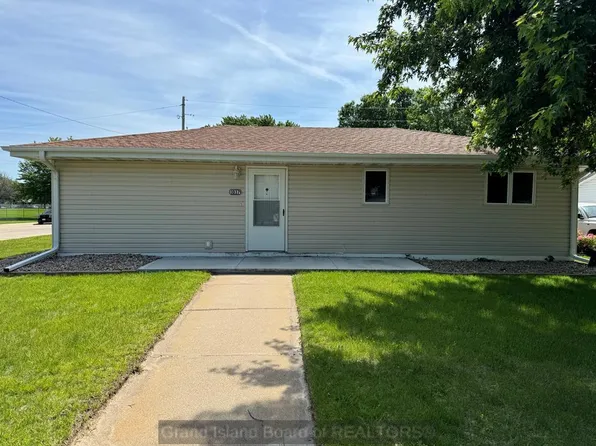 1037 N Hancock Ave, Grand Island, NE 68803