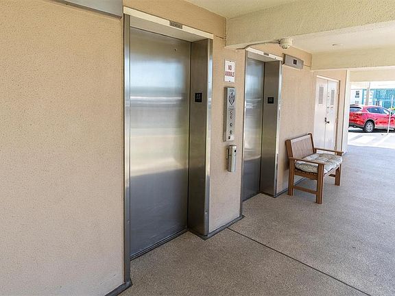5th image of 1847 SHORE DRIVE S #419