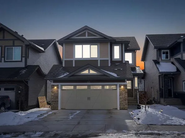 223 W Mustang St, Cochrane, AB T4C 2P9