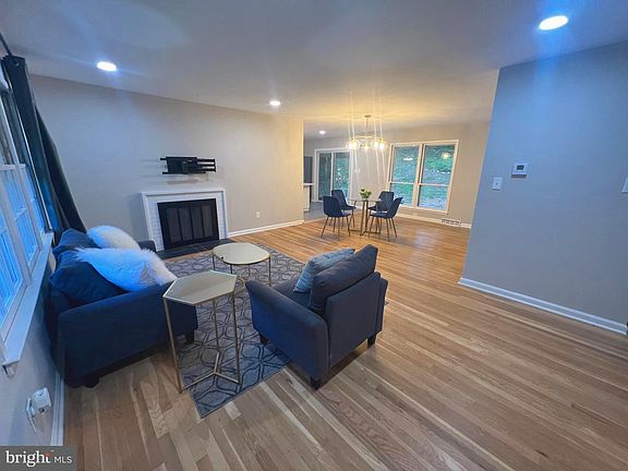 5th image of 3506 Beverly Dr