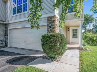 5164 Farnham Dr N, Hugo, MN 55038