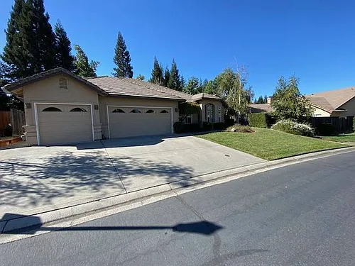 2030 Hardwick Way Photo 1