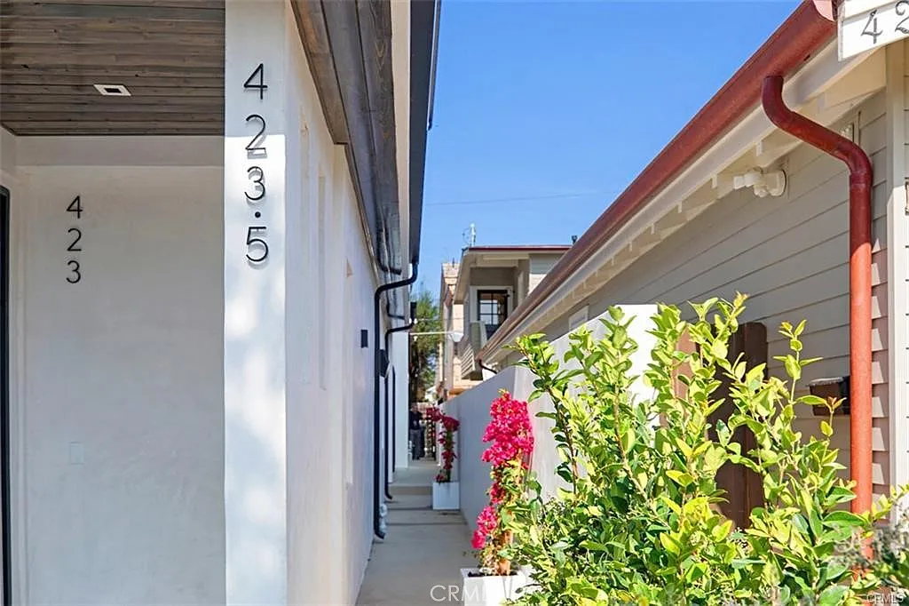 2 bed, 1427 sqft, $8,000 — Photo 4