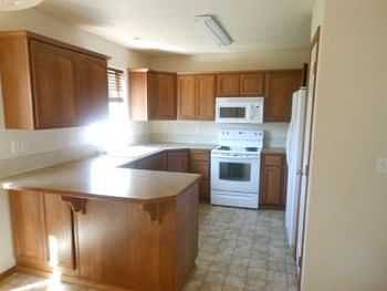 2nd image of 14320 E 31st Ln