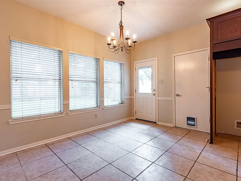 1227 Mabry Mill Rd — Photo 16