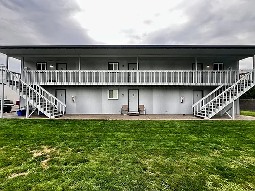 4212 3rd St Photo 1