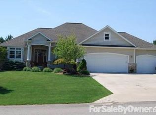 3070 View Point St SW, Jenison, MI 49428