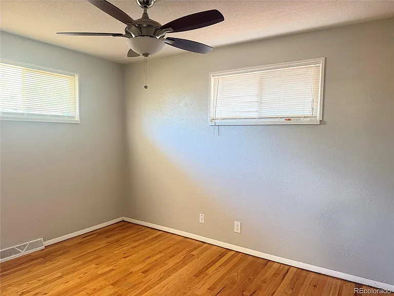 3470 W Arizona Ave — Photo 9