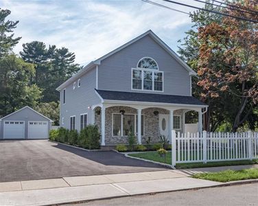 133 Elmwood St, Westbury, NY, 11590