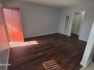 1033 W 253rd St #5, Harbor City, CA 90710