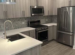 1507 N Sedgwick St #1B, Chicago, IL 60610