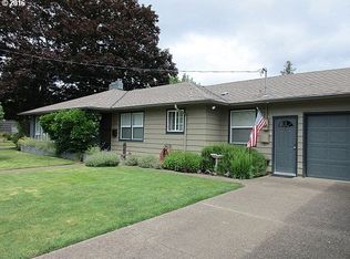 247 NW 12th St, McMinnville, OR 97128