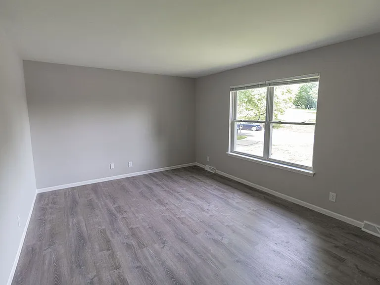 1321 S Roseta Ave — Photo 4