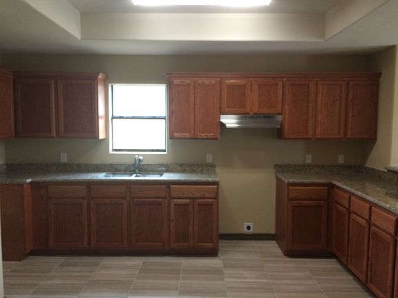 5th image of 4015 Katiana Dr