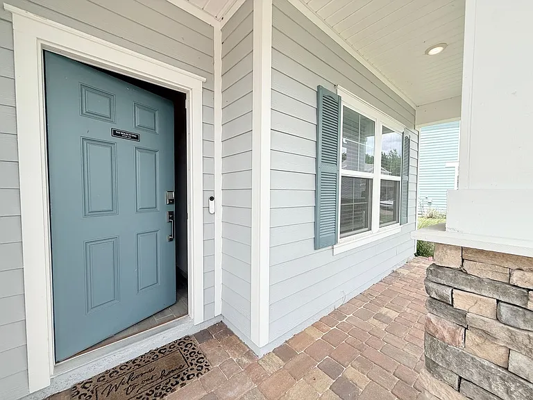 9931 Lovage Ln — Photo 3