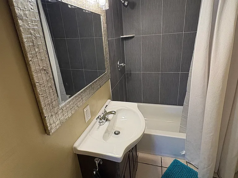 3290 Pickett Ave — Photo 8