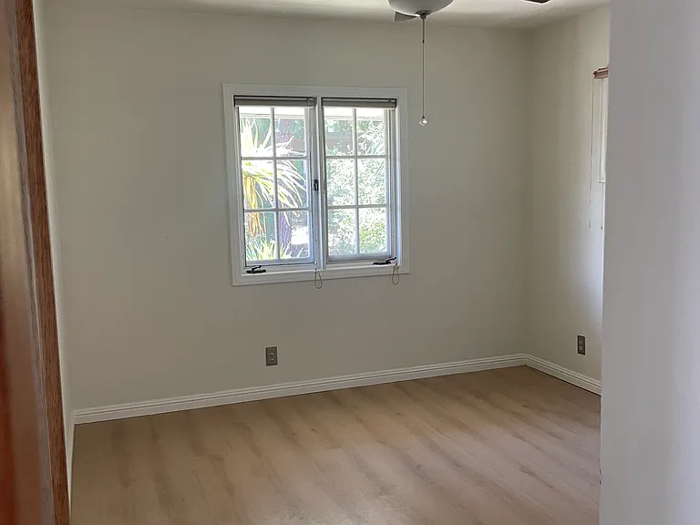 3755 Crownridge Dr — Photo 17