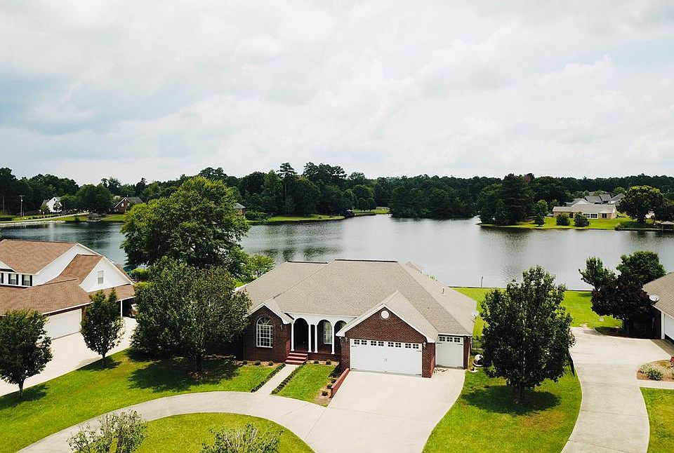 1st image of 4 Griffin Dr