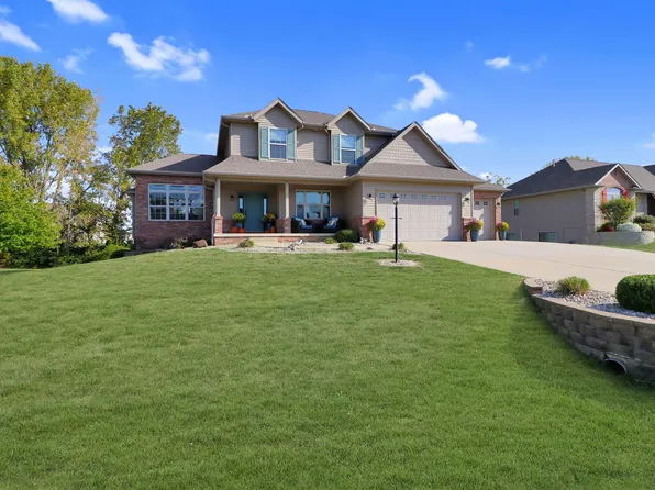 305 Hannah Dr, Germantown Hills, IL 61548