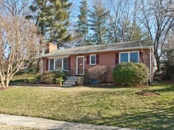 877 N Nottingham St, Arlington, VA 22205